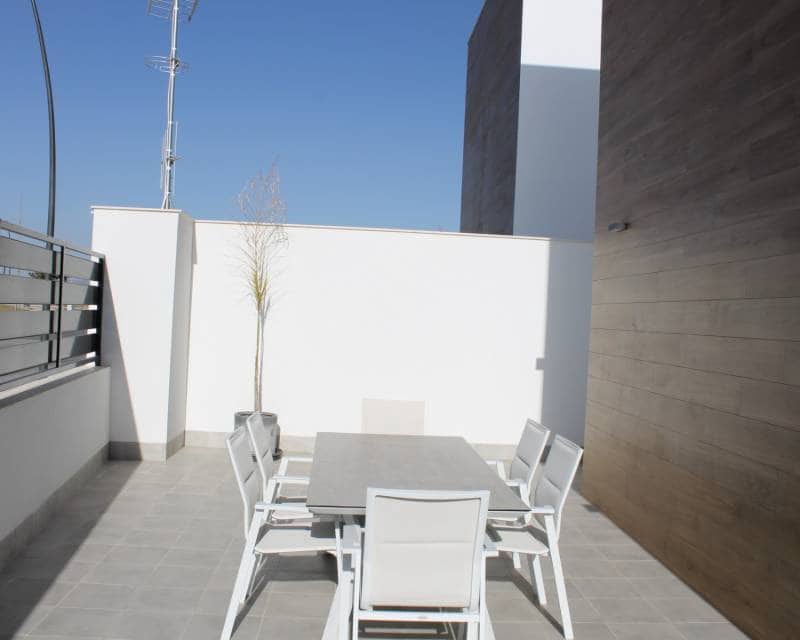 3 bedroom Villa for sale in Roldan with pool - € 392,500 (Ref: 6875494)