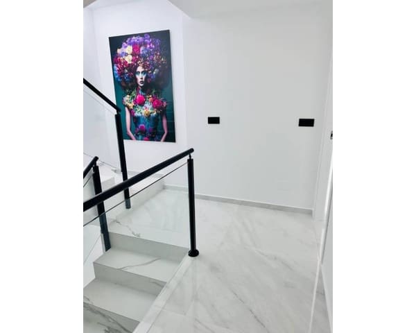 3 chambre Villa/Maison Semi-Mitoyenne à vendre à San Pedro del Pinatar ciudad, San Pedro del Pinatar avec piscine - 439 000 € (Ref: 6889844)