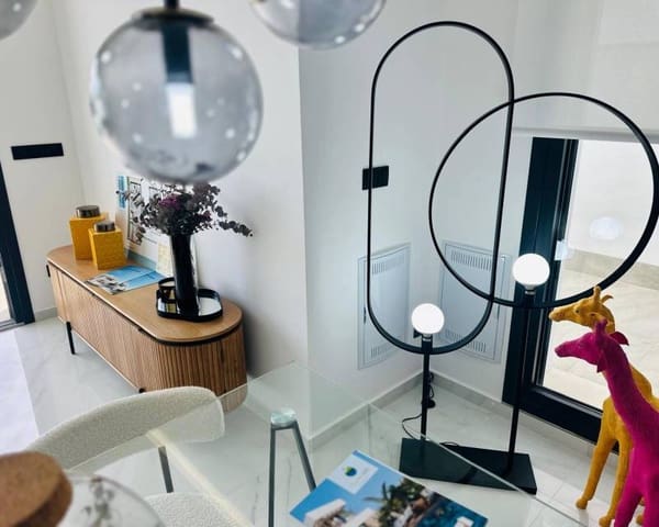 3 chambre Villa/Maison Semi-Mitoyenne à vendre à San Pedro del Pinatar ciudad, San Pedro del Pinatar avec piscine - 439 000 € (Ref: 6889844)