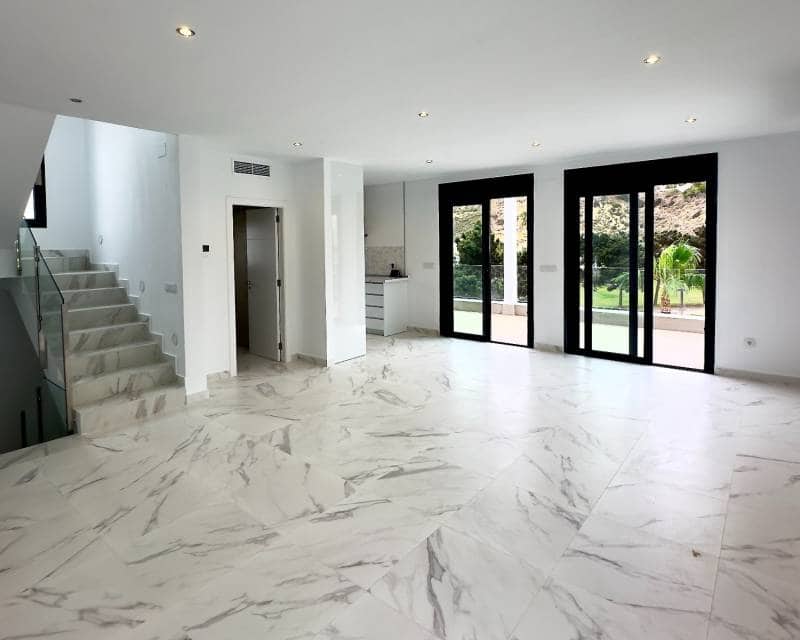 Chalet de 4 habitaciones en Ciudad Quesada en venta con piscina garaje - 834.000 € (Ref: 6914987)