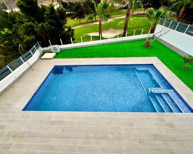 Chalet de 4 habitaciones en Ciudad Quesada en venta con piscina garaje - 834.000 € (Ref: 6914987)