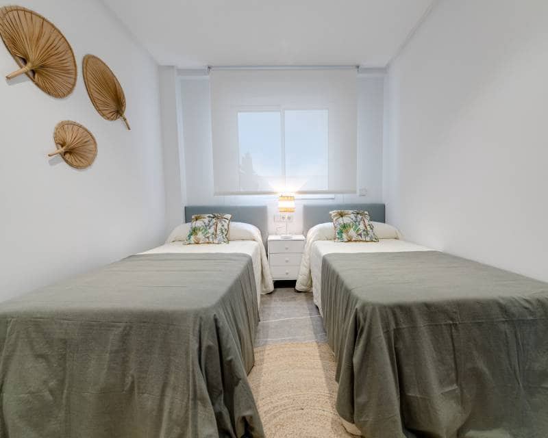 2 slaapkamer Appartement te koop in Gandia met zwembad garage - € 245.000 (Ref: 6959682)