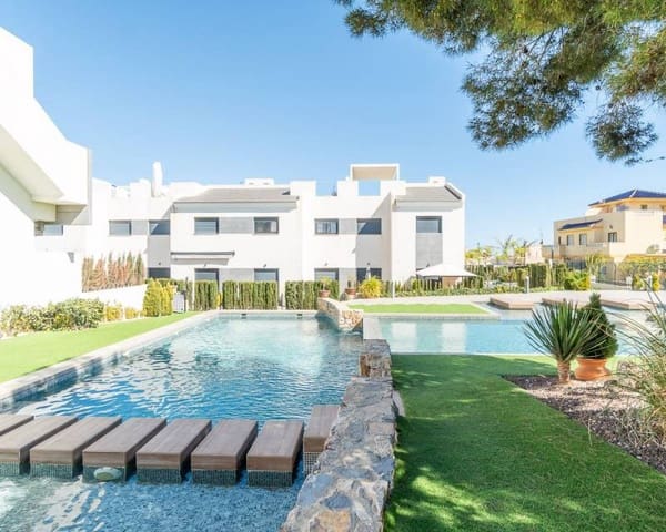 3 soveværelse Byhus til salg i Los Balcones - Los Altos, Torrevieja med swimmingpool - € 279.300 (Ref: 6966258)