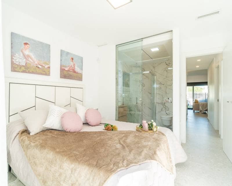 3 sypialnia Dom na sprzedaż w Torrevieja z basenem - 299 900 € (Ref: 6966259)