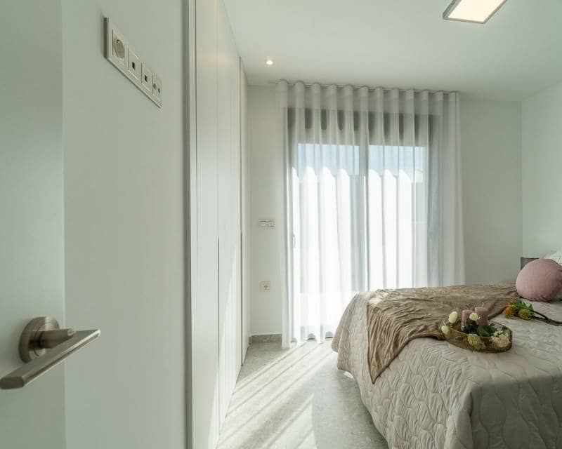 3 sypialnia Dom na sprzedaż w Torrevieja z basenem - 299 900 € (Ref: 6966259)