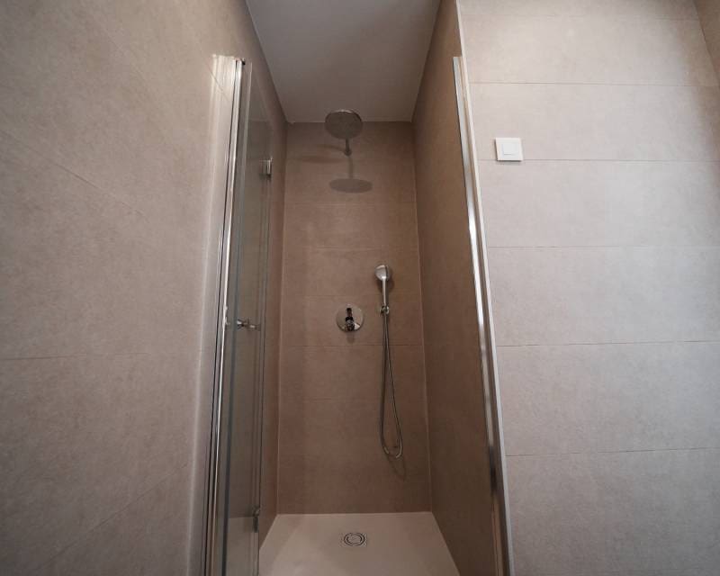 3 sypialnia Dom na sprzedaż w Finestrat z basenem garażem - 379 900 € (Ref: 6993830)