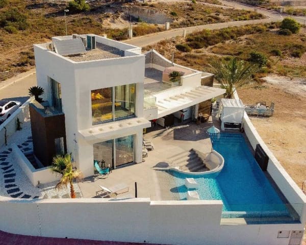 3 Zimmer Villa zu verkaufen in San Fulgencio mit Pool Garage - 644.000 € (Ref: 6996328)