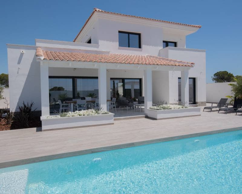 3 bedroom Villa for sale in San Fulgencio with pool garage - € 644,000 (Ref: 6996329)