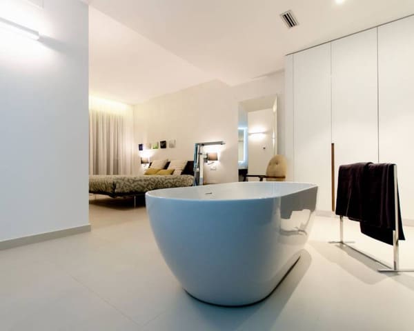 4 soveværelse Villa til salg i Campoamor, Orihuela med swimmingpool garage - € 1.175.000 (Ref: 7069957)