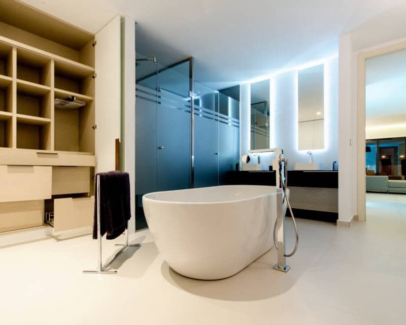 4 slaapkamer Villa te koop in Campoamor met zwembad garage - € 1.175.000 (Ref: 7069957)