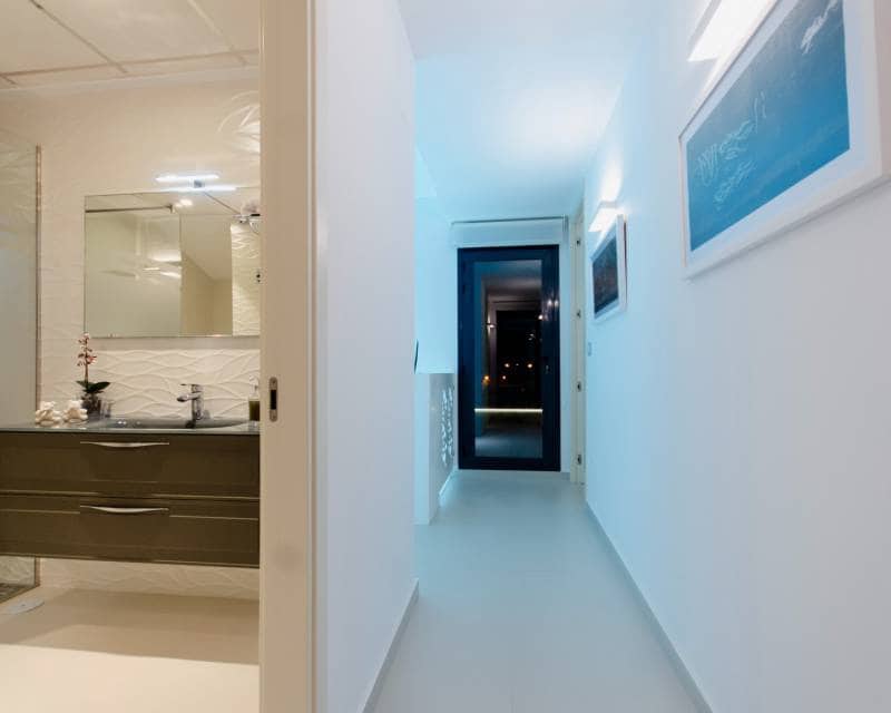 4 slaapkamer Villa te koop in Campoamor met zwembad garage - € 1.175.000 (Ref: 7069957)