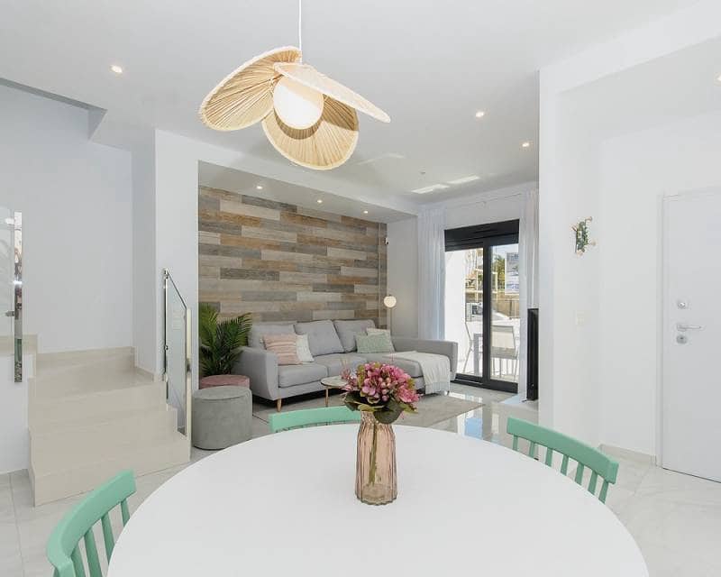 3 bedroom Villa for sale in Orihuela Costa with pool - € 389,000 (Ref: 7112152)