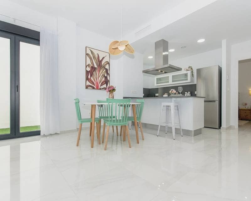 3 bedroom Villa for sale in Orihuela Costa with pool - € 389,000 (Ref: 7112152)