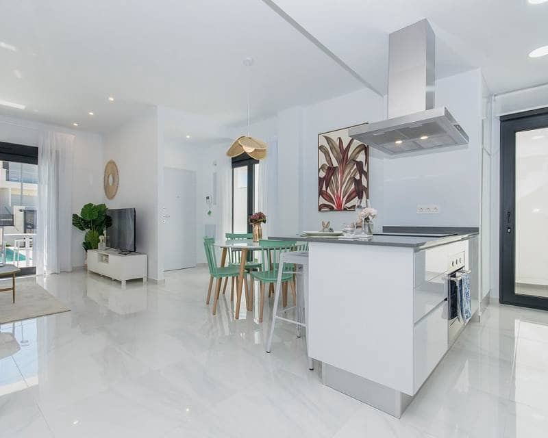 3 bedroom Villa for sale in Orihuela Costa with pool - € 389,000 (Ref: 7112152)