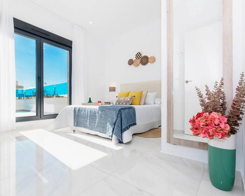 3 bedroom Villa for sale in Orihuela Costa with pool - € 389,000 (Ref: 7112152)