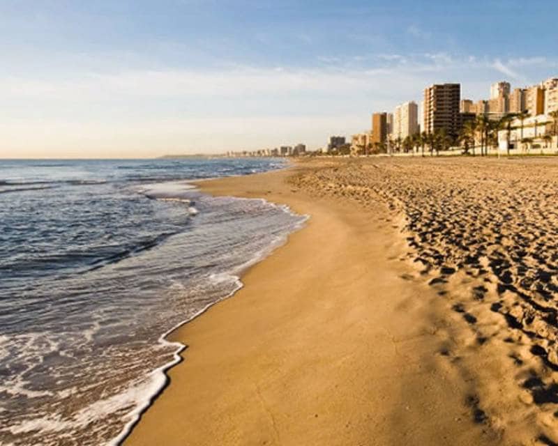 3 slaapkamer Rijtjeshuis te koop in Busot met zwembad garage - € 355.000 (Ref: 7216779)