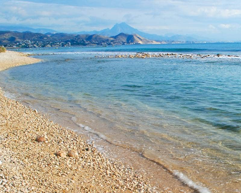 3 slaapkamer Rijtjeshuis te koop in Busot met zwembad garage - € 355.000 (Ref: 7216779)