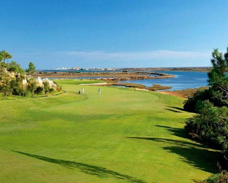 3 slaapkamer Rijtjeshuis te koop in Busot met zwembad garage - € 355.000 (Ref: 7216779)