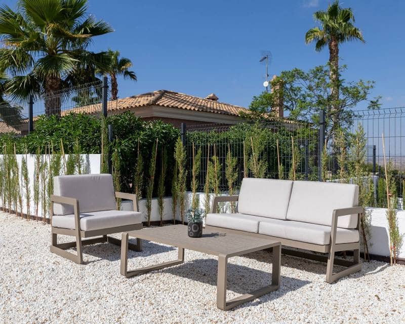 3 slaapkamer Rijtjeshuis te koop in Busot met zwembad garage - € 355.000 (Ref: 7216779)