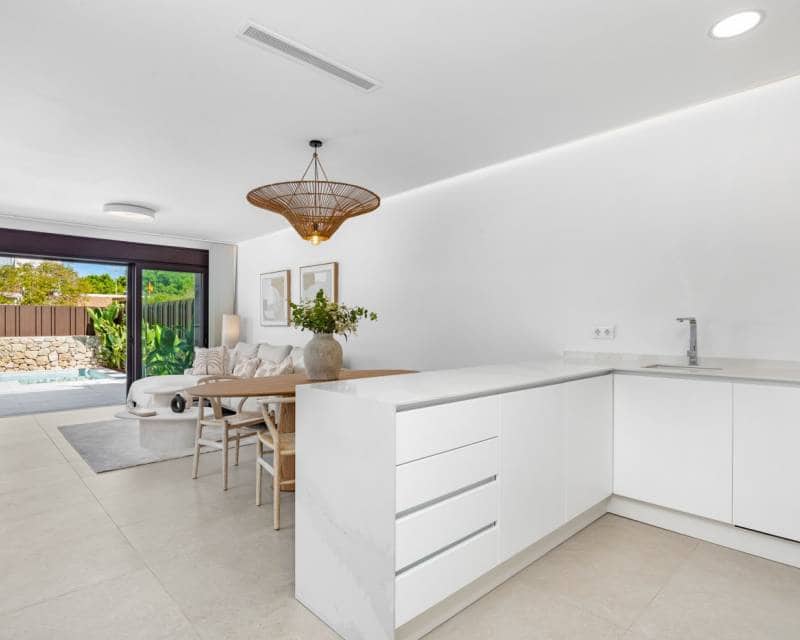 3 makuuhuone Huvila myytävänä paikassa Torre de la Horadada mukana uima-altaan 
autotalli - 539 900 € (Ref: 7359490)