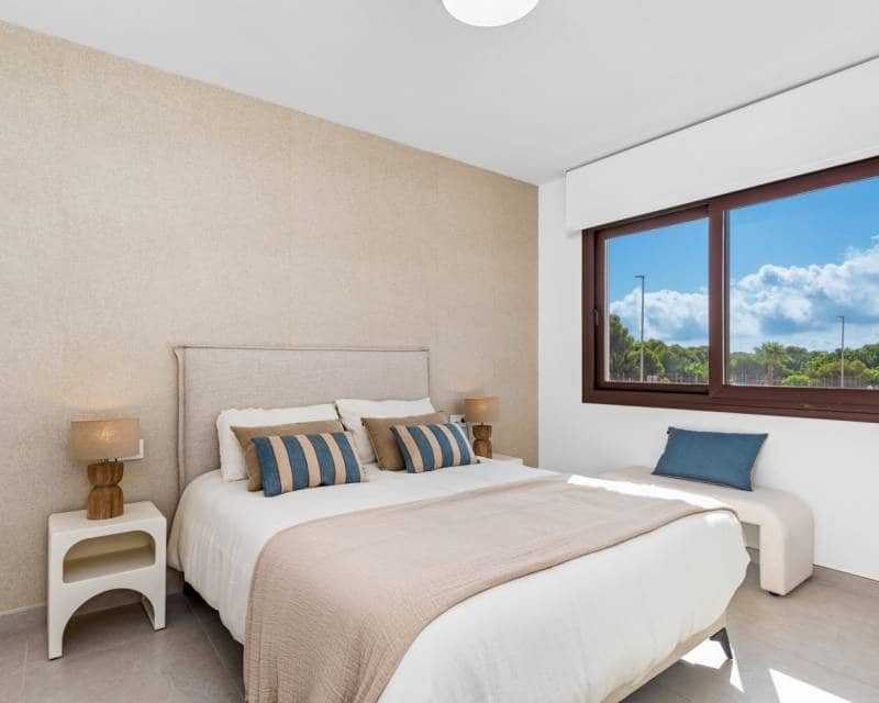 3 makuuhuone Huvila myytävänä paikassa Torre de la Horadada mukana uima-altaan 
autotalli - 539 900 € (Ref: 7359490)