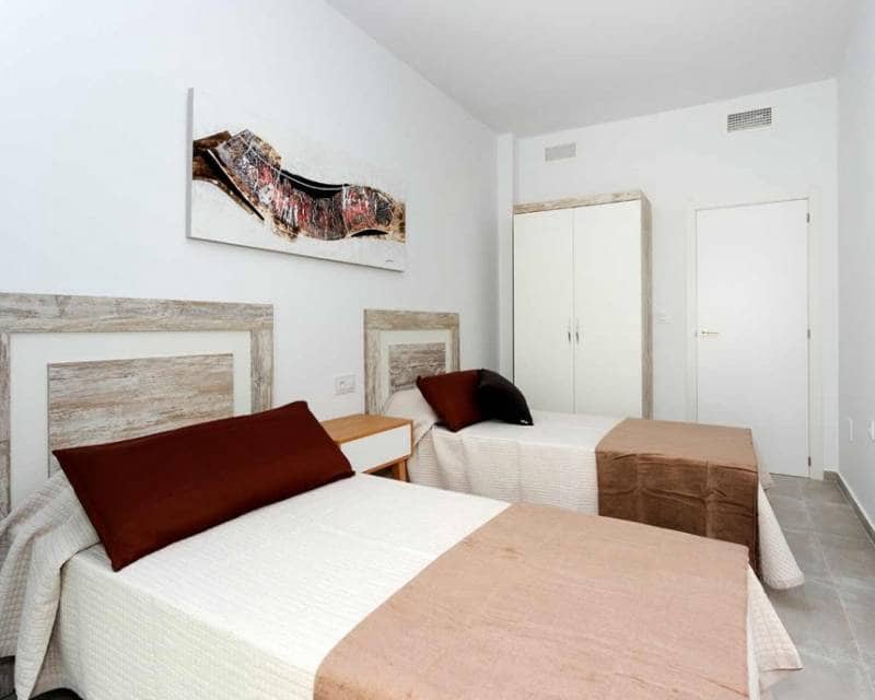 3 slaapkamer Villa te koop in Daya Nueva met zwembad garage - € 349.000 (Ref: 7370943)