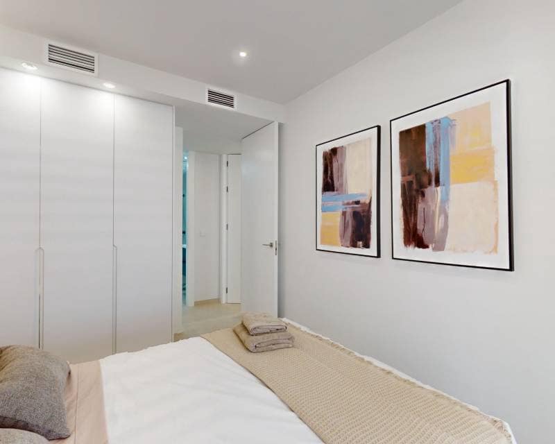 Ático de 2 habitaciones en Cabo Roig en venta con piscina garaje - 460.000 € (Ref: 7395445)