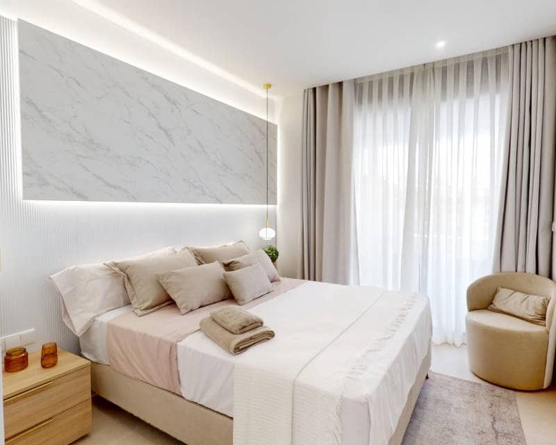 Ático de 2 habitaciones en Cabo Roig en venta con piscina garaje - 460.000 € (Ref: 7395445)