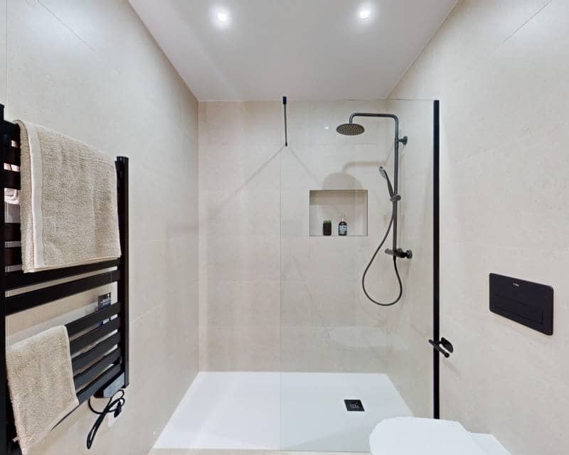 Ático de 2 habitaciones en Cabo Roig en venta con piscina garaje - 460.000 € (Ref: 7395445)