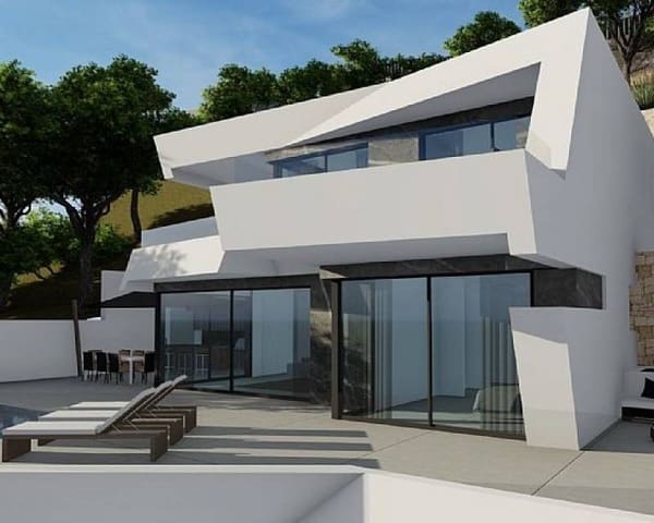 4 bedroom Villa for sale in Maryvilla, Calpe / Calp with pool garage - € 1,690,000 (Ref: 7398865)