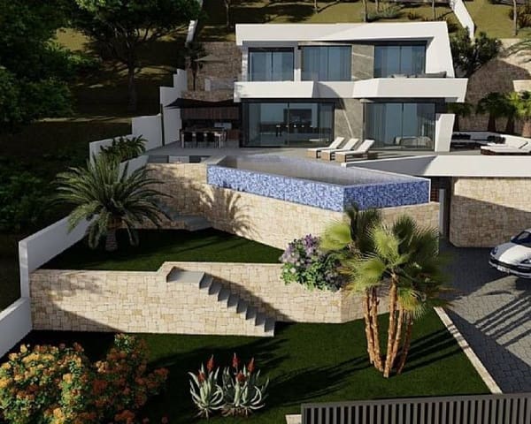4 bedroom Villa for sale in Maryvilla, Calpe / Calp with pool garage - € 1,690,000 (Ref: 7398865)