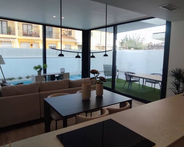 3 slaapkamer Villa te koop in Torre de la Horadada, Pilar de la Horadada met zwembad garage - € 628.000 (Ref: 7401244)