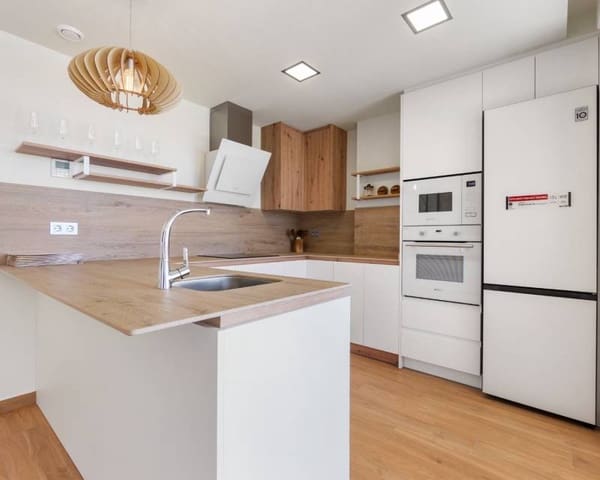 3 chambre Villa/Maison à vendre à Ciudad Quesada, Rojales avec piscine garage - 649 000 € (Ref: 7410700)