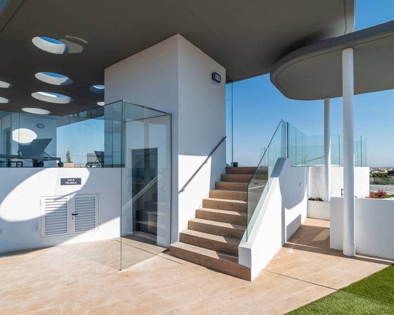 3 soveværelse Lejlighed til salg i Orihuela Costa med swimmingpool garage - € 412.000 (Ref: 7419261)