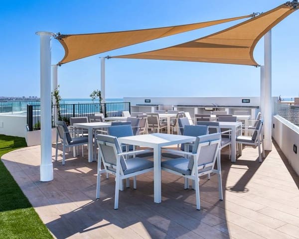 3 slaapkamer Appartement te koop in Punta Prima, Orihuela met zwembad garage - € 412.000 (Ref: 7419261)