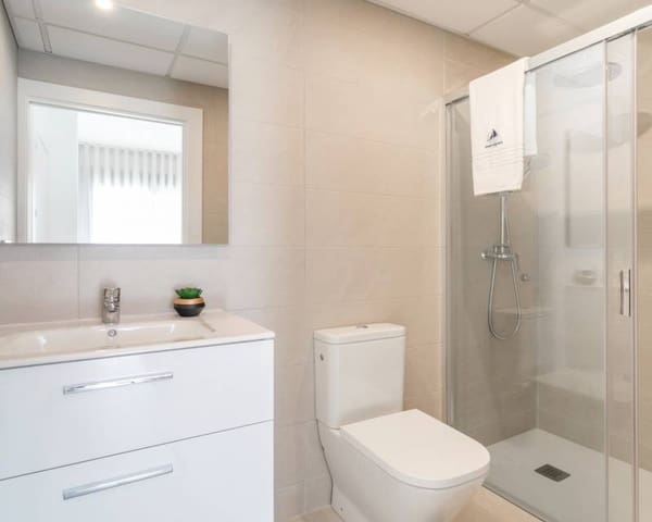 Ático de 3 habitaciones en La Mata, Torrevieja en venta con piscina garaje - 540.000 € (Ref: 7419265)