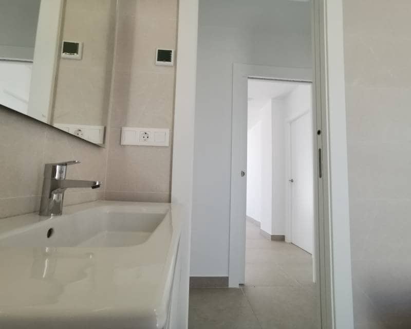 4 slaapkamer Villa te koop in Polop met garage - € 595.000 (Ref: 7425870)