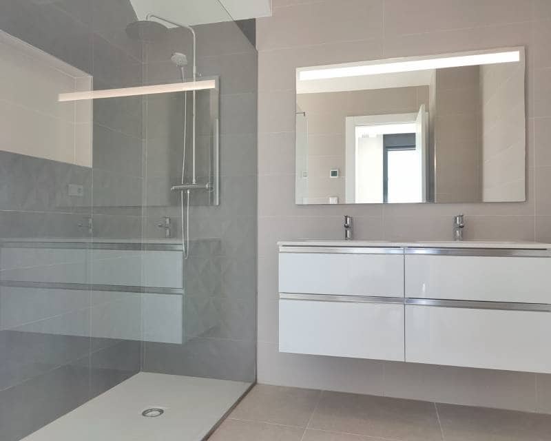 4 slaapkamer Villa te koop in Polop met garage - € 595.000 (Ref: 7425870)