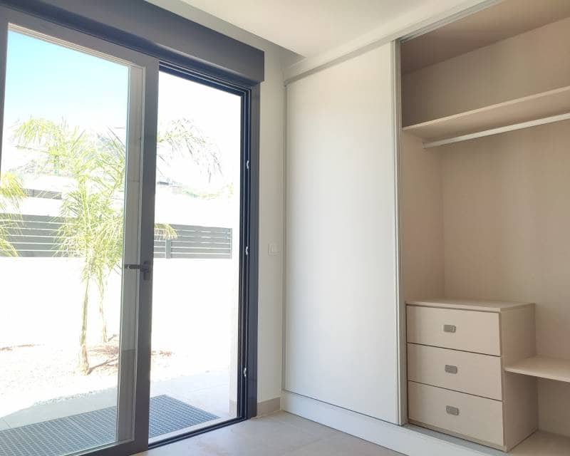 4 slaapkamer Villa te koop in Polop met garage - € 595.000 (Ref: 7425870)