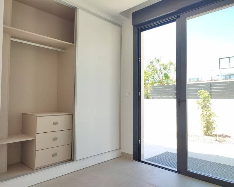 4 slaapkamer Villa te koop in Polop met garage - € 595.000 (Ref: 7425870)