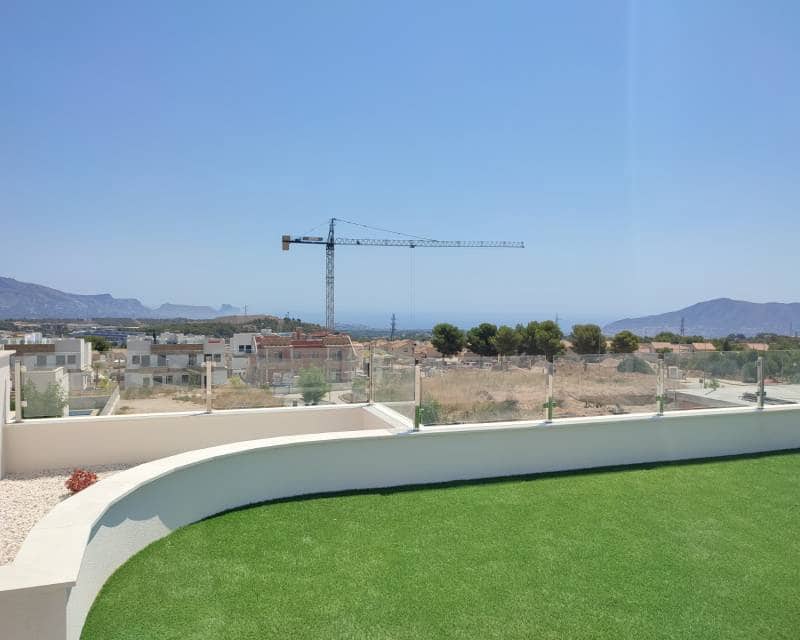 4 slaapkamer Villa te koop in Polop met garage - € 595.000 (Ref: 7425870)