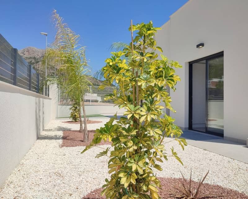 4 slaapkamer Villa te koop in Polop met garage - € 595.000 (Ref: 7425870)