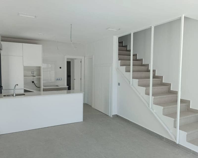 3 sypialnia Dom szeregowy na sprzedaż w Daya Nueva z basenem - 299 000 € (Ref: 7432784)