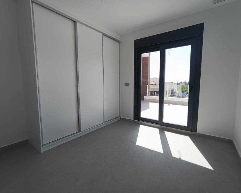 3 sypialnia Dom szeregowy na sprzedaż w Daya Nueva z basenem - 299 000 € (Ref: 7432784)