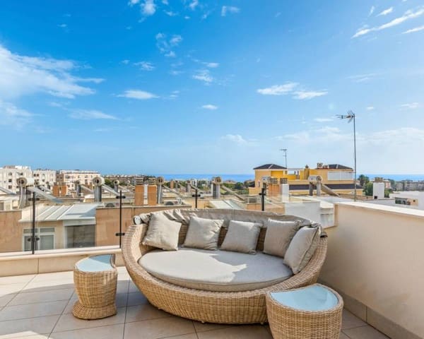 4 makuuhuone Rivitalo myytävänä paikassa Los Secanos, Guardamar del Segura - 507 050 € (Ref: 7449343)