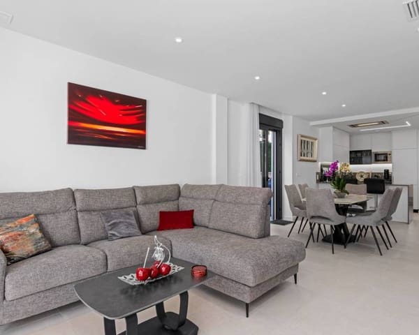 4 makuuhuone Rivitalo myytävänä paikassa Los Secanos, Guardamar del Segura - 507 050 € (Ref: 7449343)