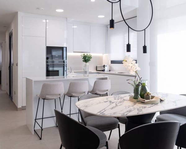 3 makuuhuone Huoneisto myytävänä paikassa Playa Poniente, Benidorm mukana uima-altaan 
autotalli - 895 000 € (Ref: 7501399)