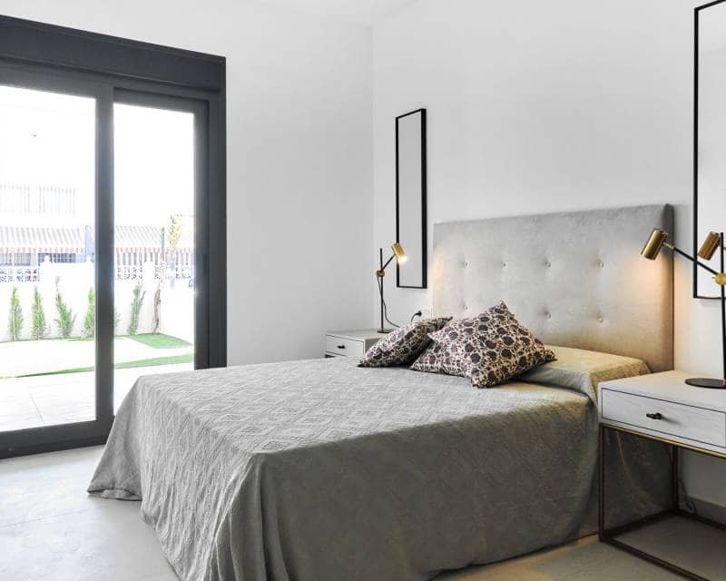 2 soveværelse Byhus til salg i Torrevieja med swimmingpool - € 360.000 (Ref: 7530972)