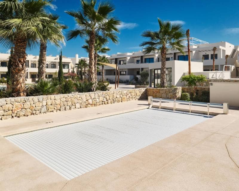 2 soveværelse Byhus til salg i Torrevieja med swimmingpool - € 360.000 (Ref: 7530972)