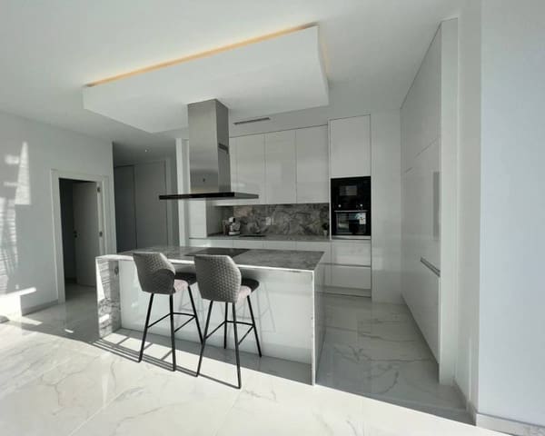 3 soveværelse Villa til salg i Dehesa de Campoamor, Orihuela med swimmingpool - € 850.000 (Ref: 7562884)